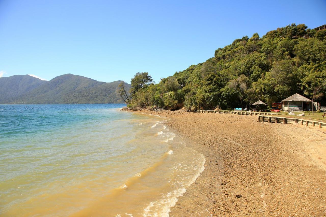 Punga Cove Resort Endeavour Inlet Bagian luar foto