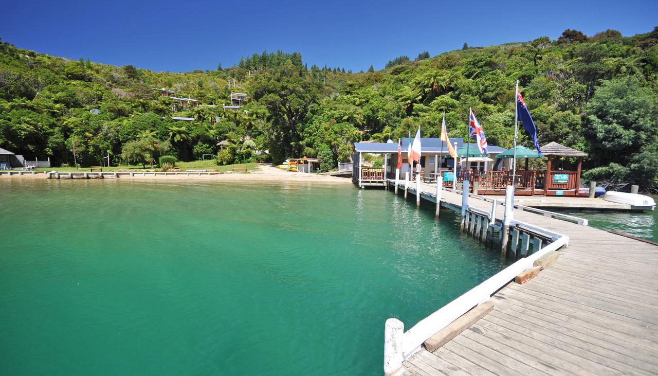 Punga Cove Resort Endeavour Inlet Bagian luar foto