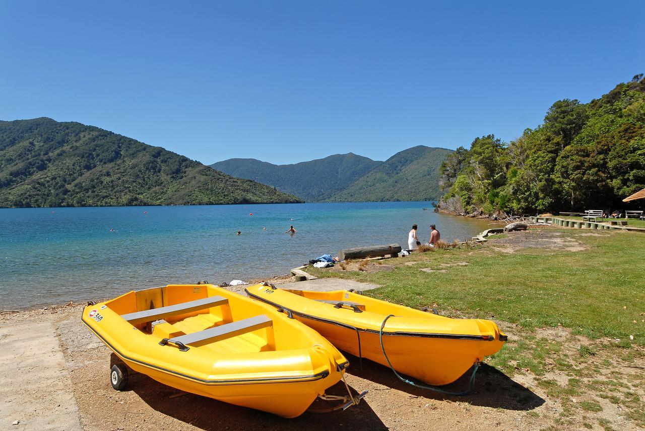 Punga Cove Resort Endeavour Inlet Bagian luar foto