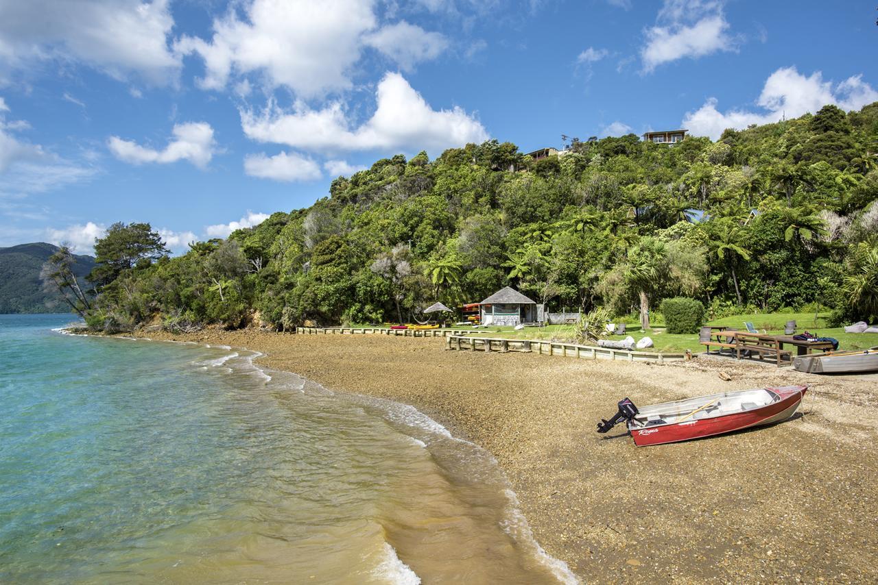 Punga Cove Resort Endeavour Inlet Bagian luar foto